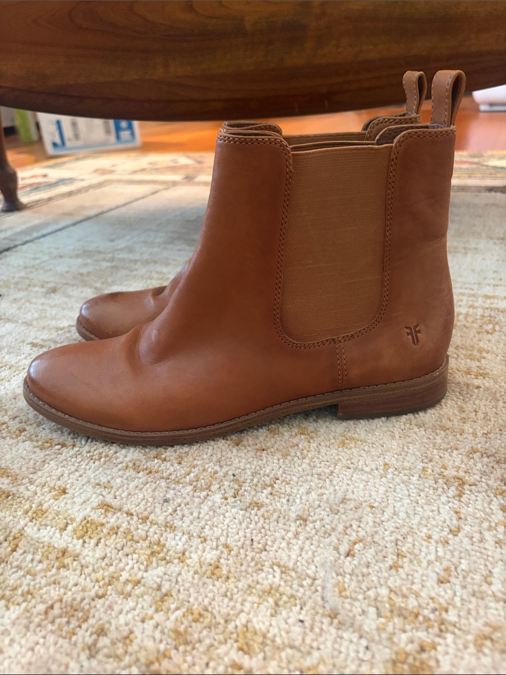 Frye Anna Chelsea boot